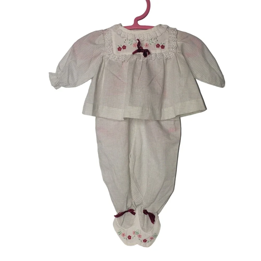 VINTAGE Baby Togs White Footed PJ Pajamas 6-9 Months